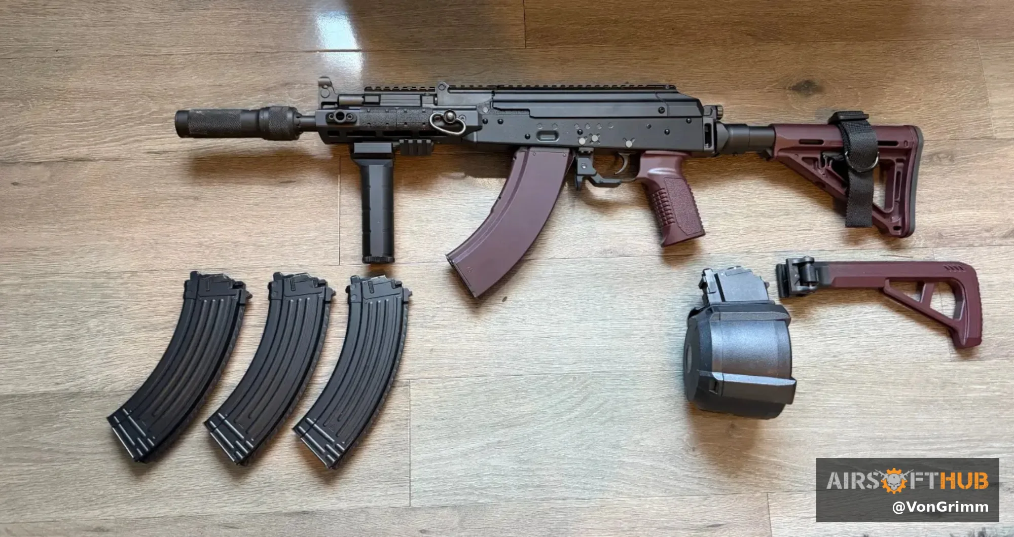 Upgraded Tokyo Marui AKX GBBR with mags - used airsoft equipment